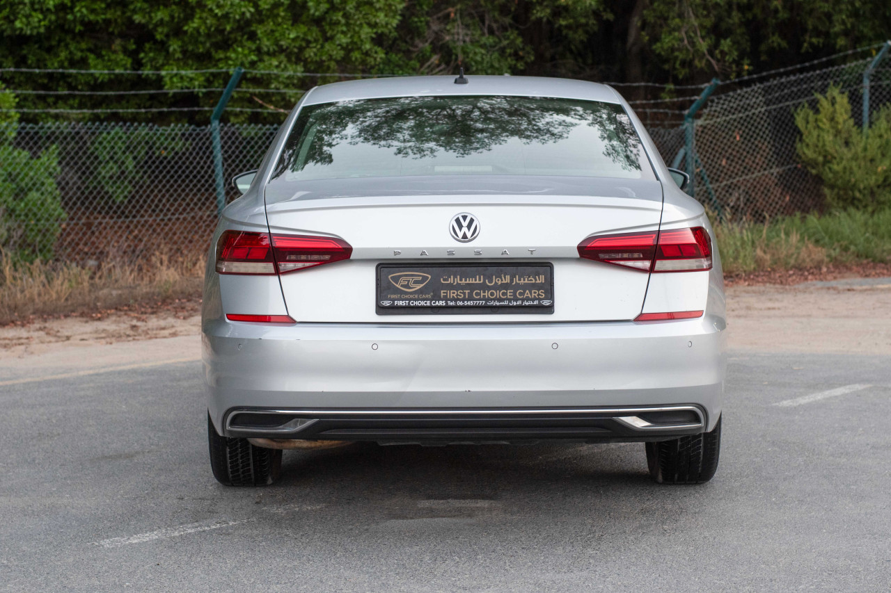 Volkswagen Passat - Image 4
