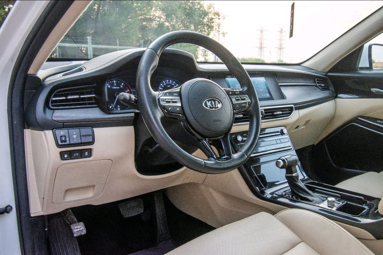 KIA Cadenza - Image 7
