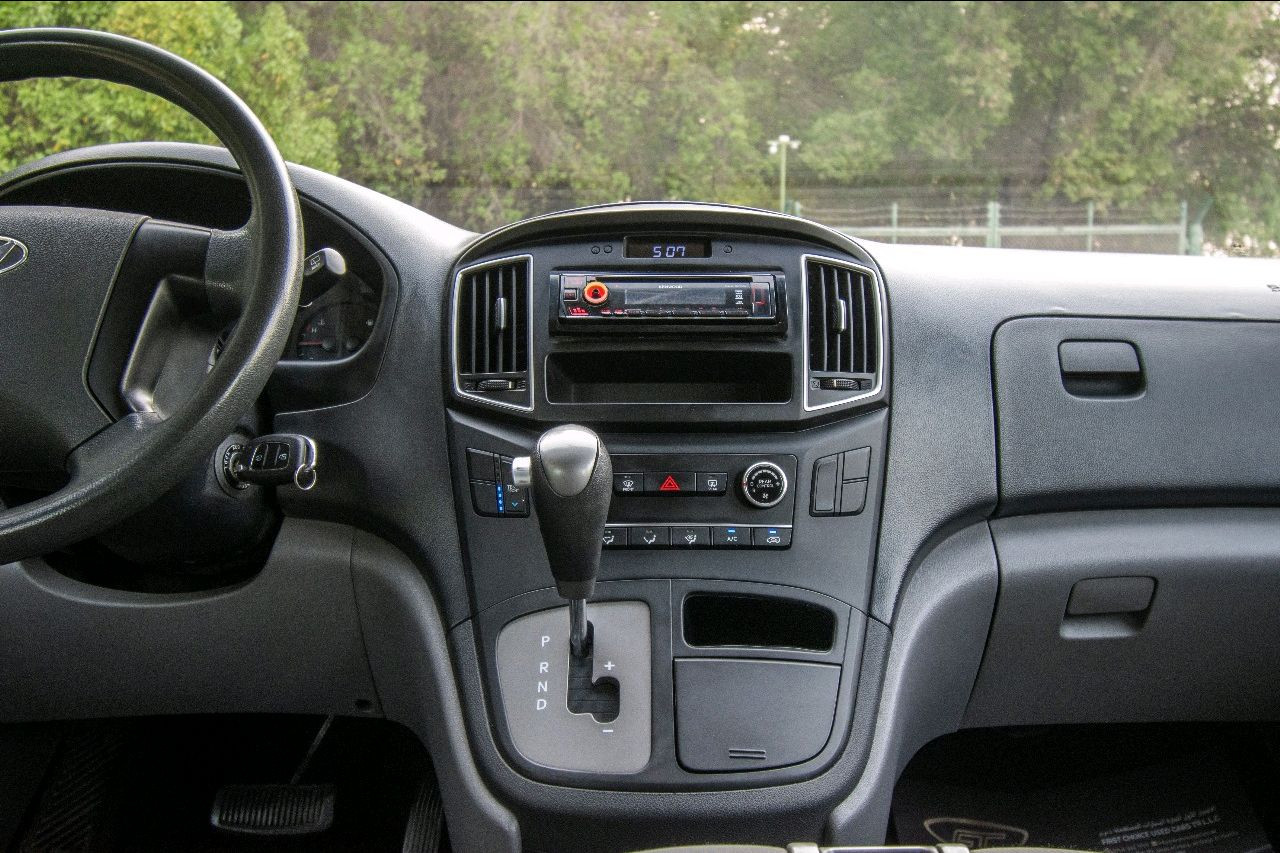 Hyundai H 1 - Image 3