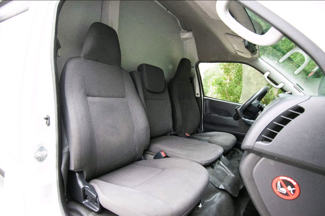 Toyota Hiace - Image 10