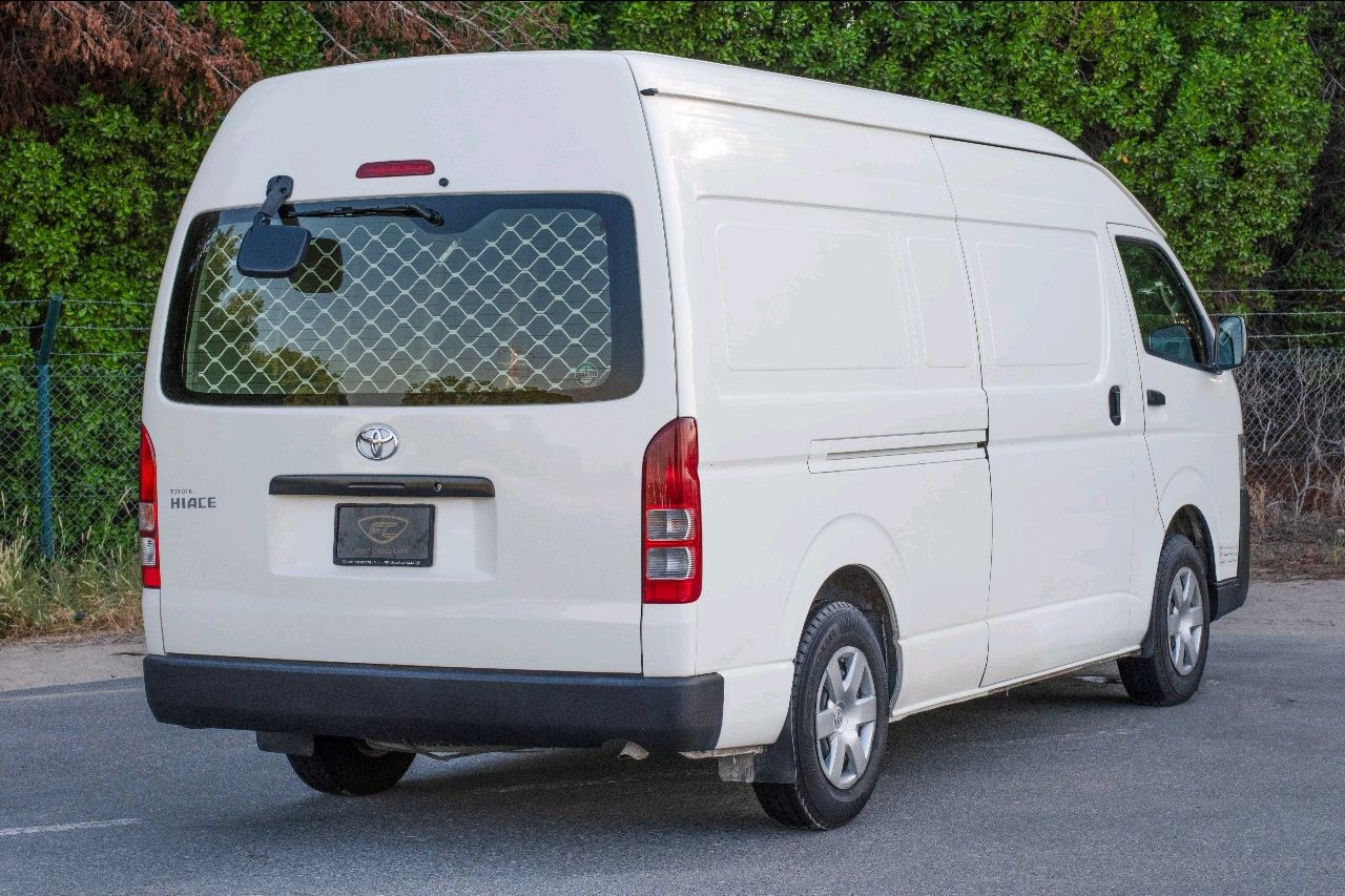 Toyota Hiace - Image 3