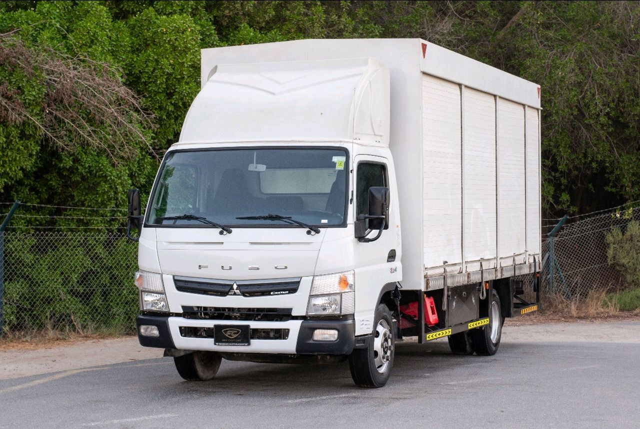 Mitsubishi Canter - Image 12