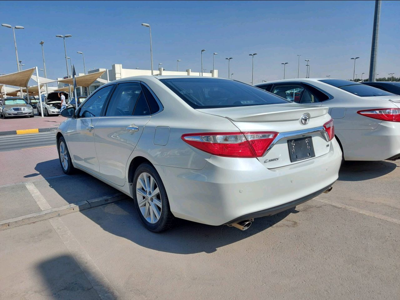 Toyota Camry - Image 3
