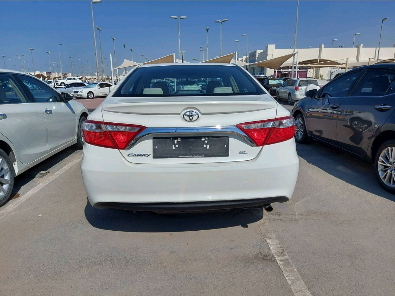 Toyota Camry - Image 5