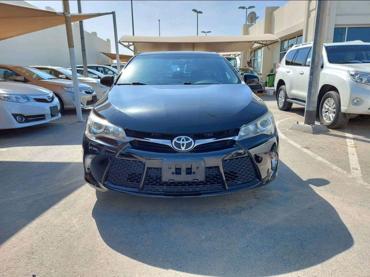 Toyota Camry - Image 4