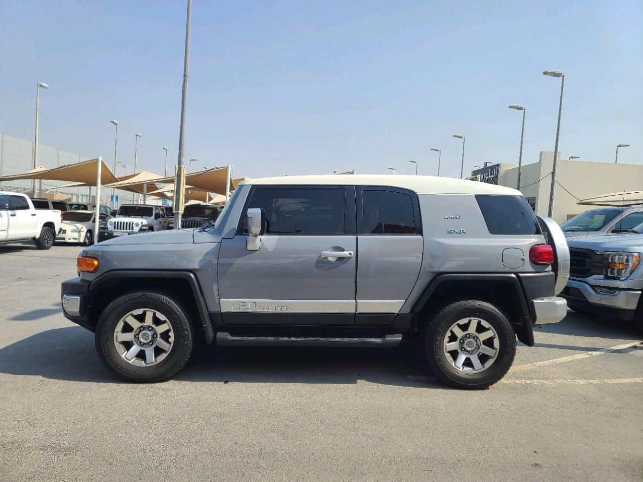 Toyota FJ Cruiser - Image 6