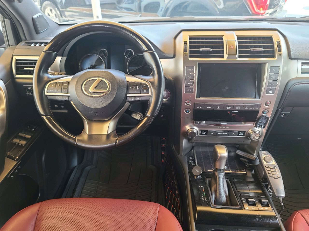 Lexus GX-Series - Image 8