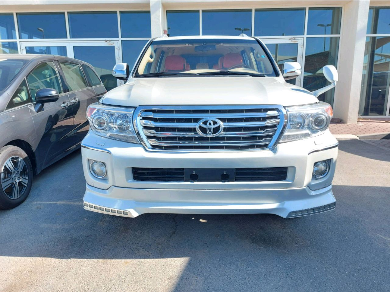 Toyota Land Cruiser - Image 5