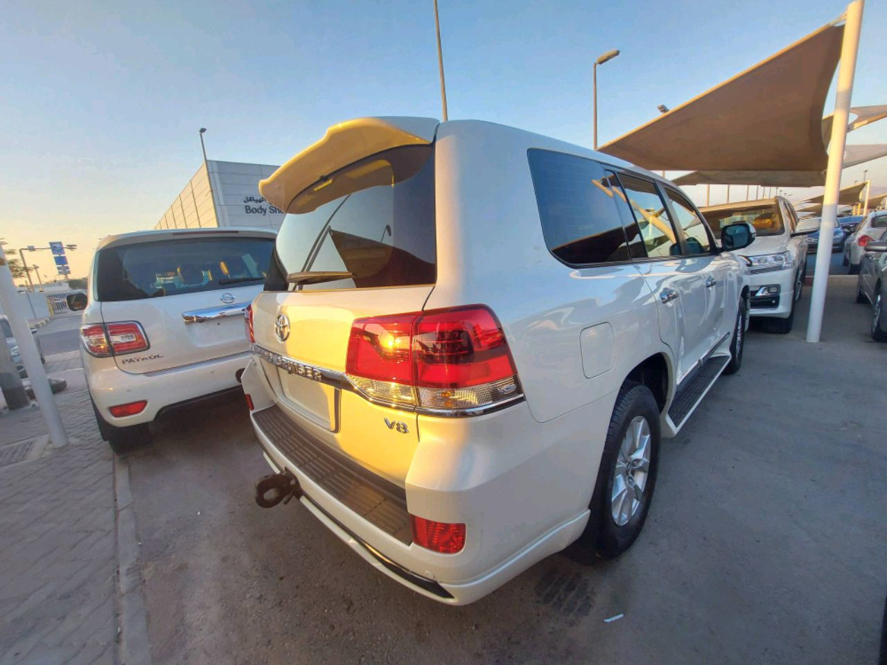 Toyota Land Cruiser - Image 5