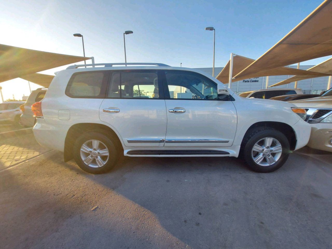 Toyota Land Cruiser - Image 5