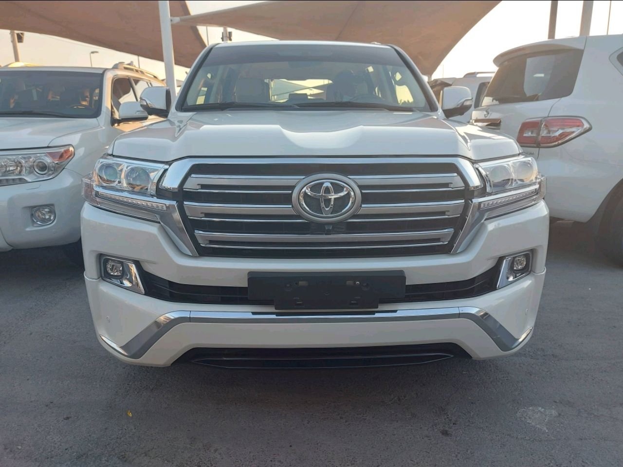 Toyota Land Cruiser - Image 3