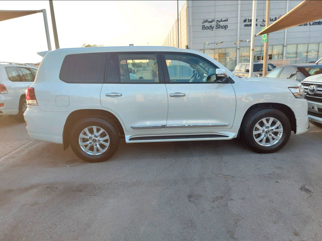 Toyota Land Cruiser - Image 4