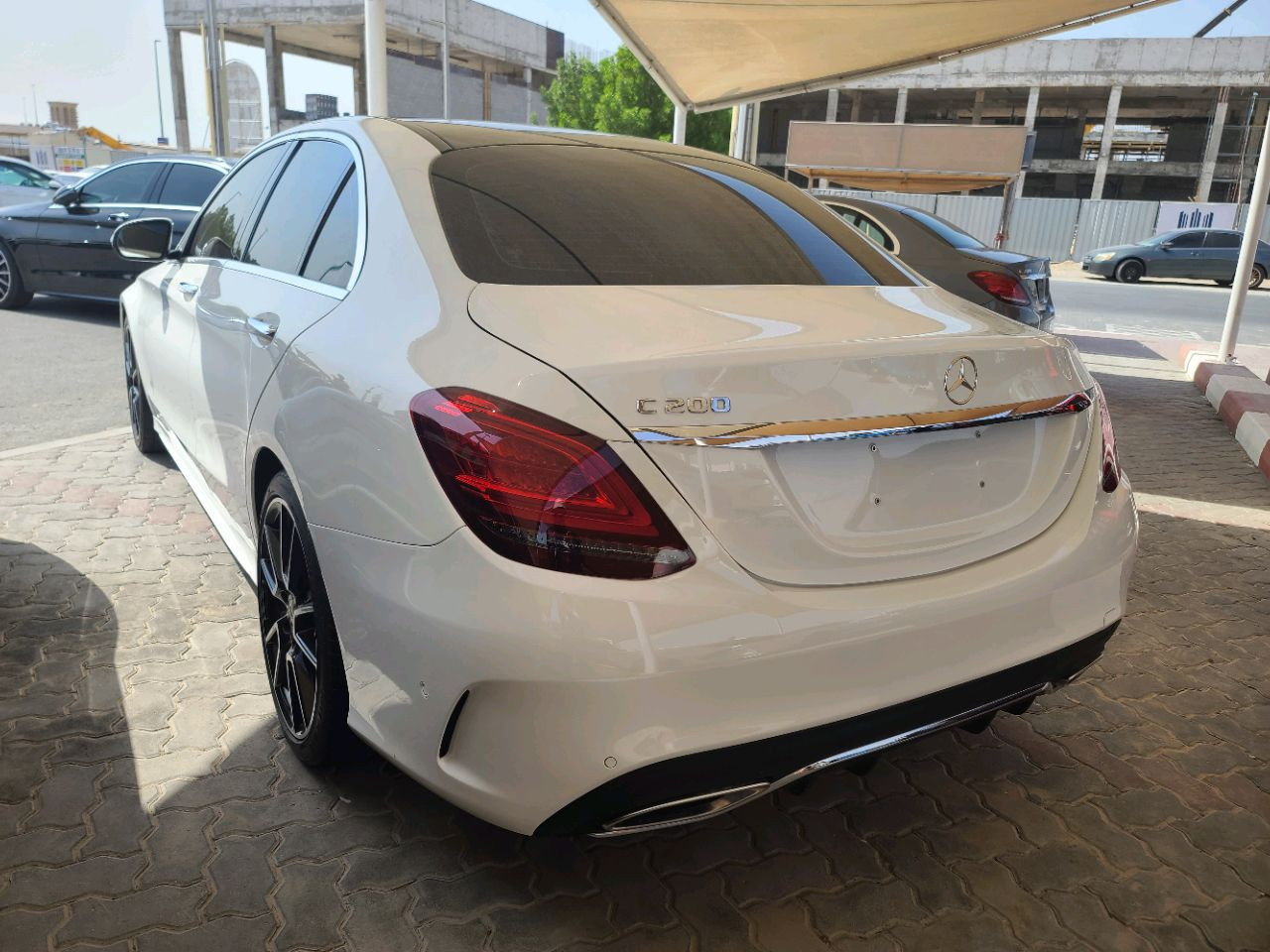 Mercedes Benz C-Class - Image 8