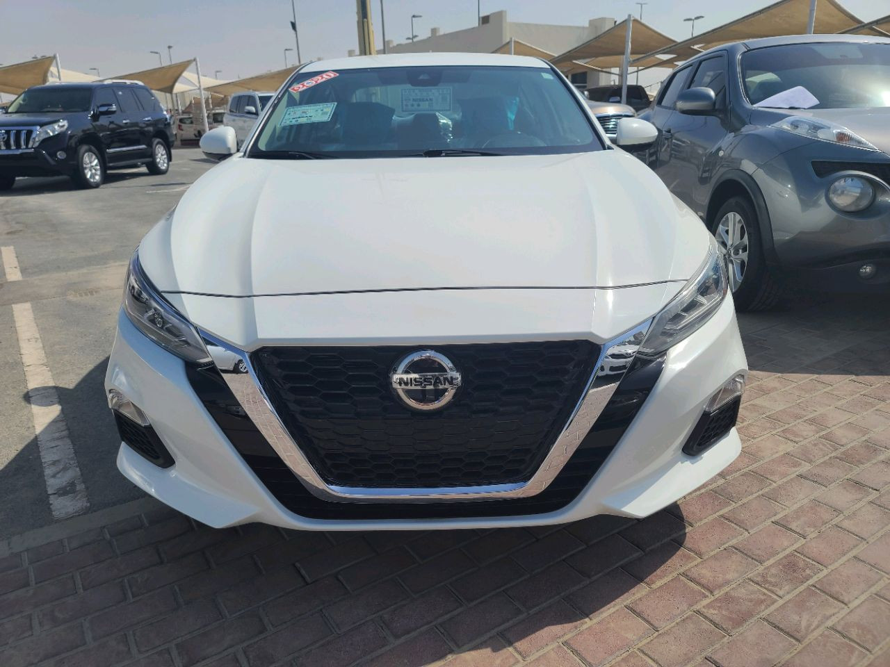 Nissan Altima - Image 8