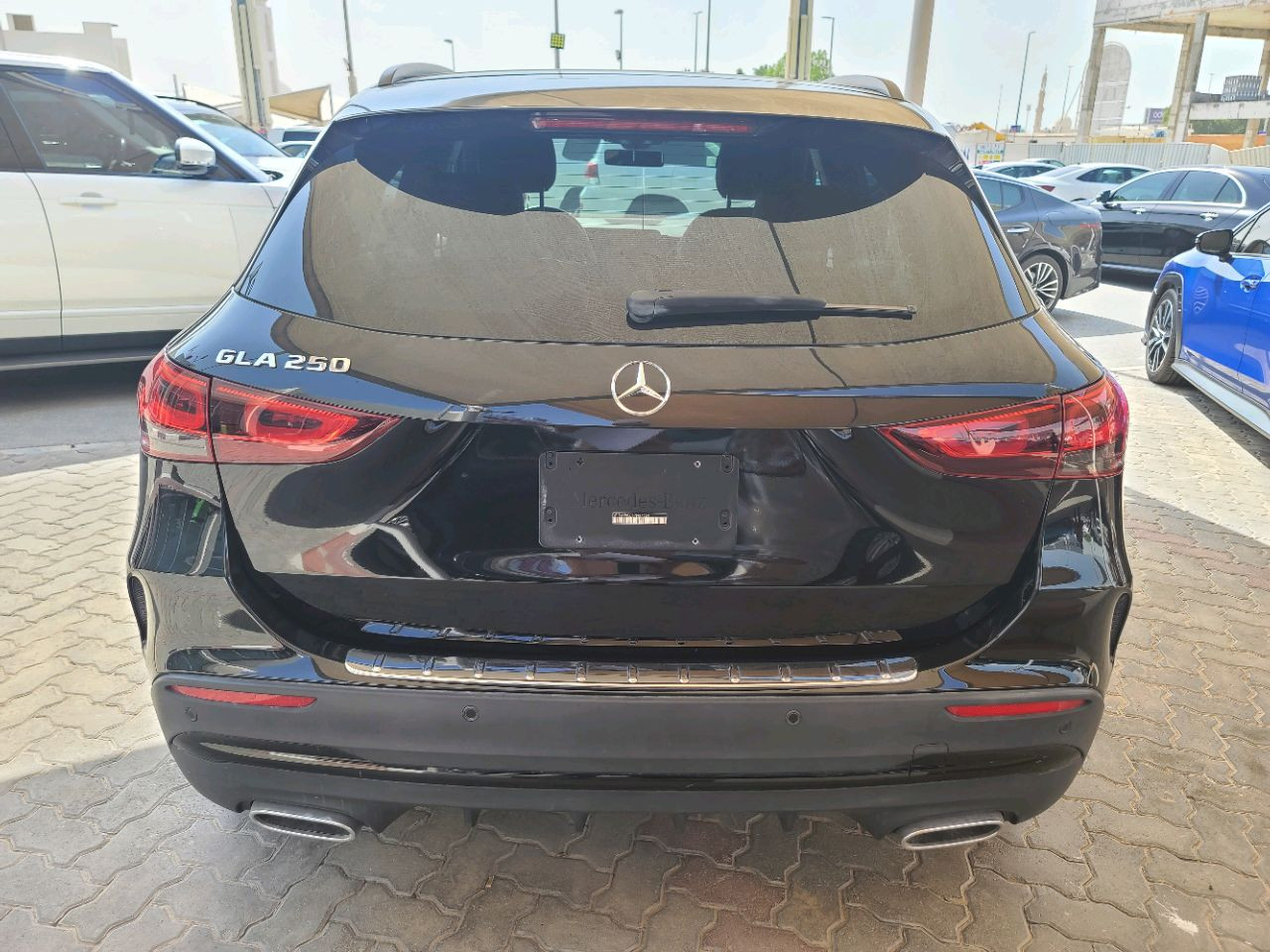 Mercedes Benz GLE SUV - Image 4