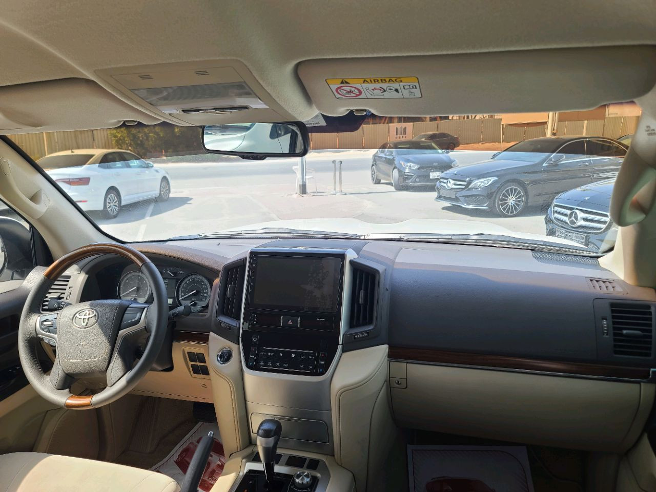 Toyota Land Cruiser - Image 8