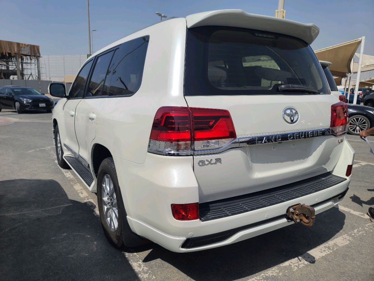 Toyota Land Cruiser - Image 10