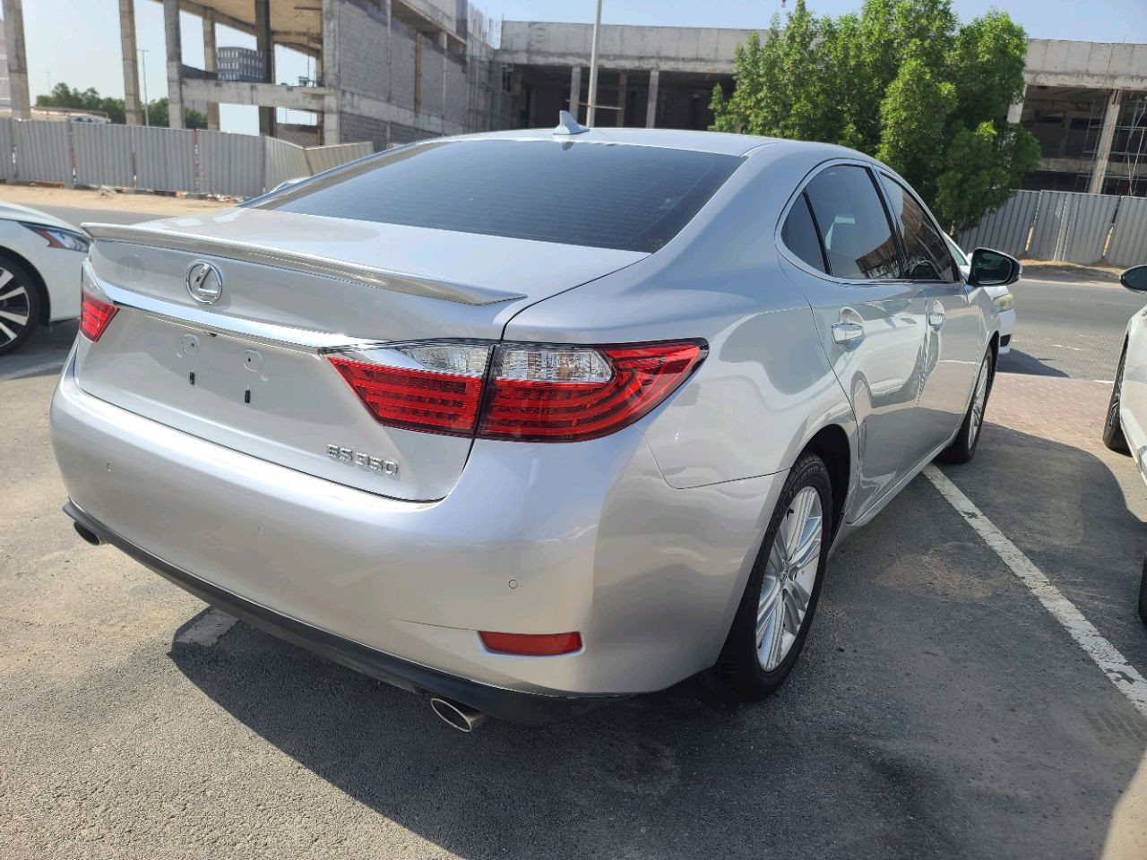 Lexus ES-Series - Image 8