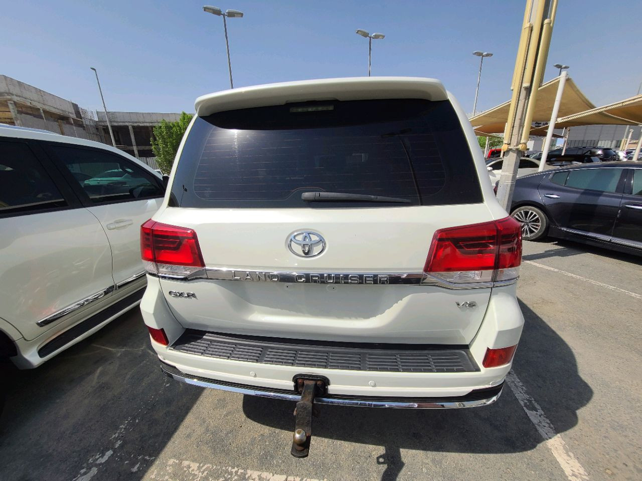 Toyota Land Cruiser - Image 3