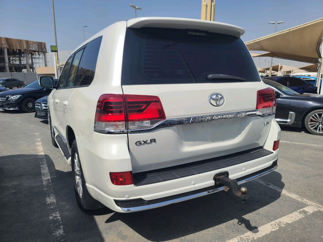 Toyota Land Cruiser - Image 10