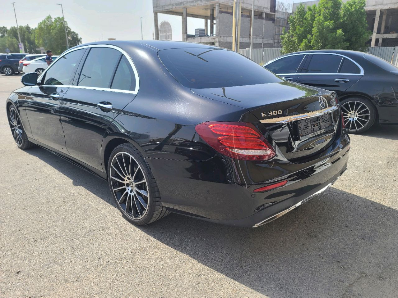 Mercedes Benz E-Class - Image 4