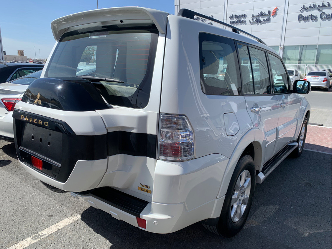 Mitsubishi Pajero - Image 3