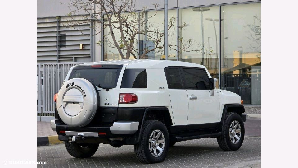 Toyota FJ Cruiser - Image 3