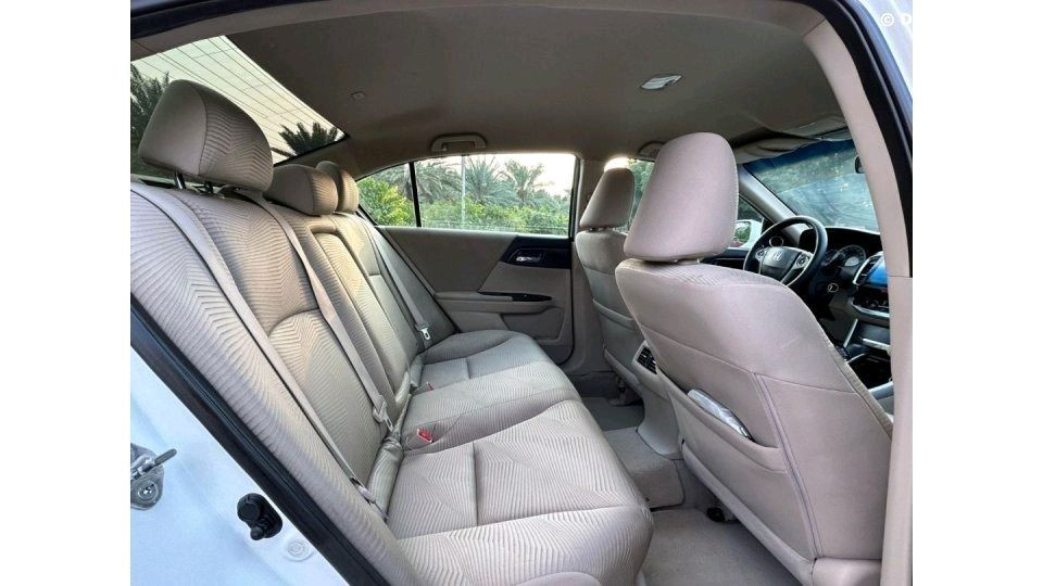 Honda Accord - Image 7