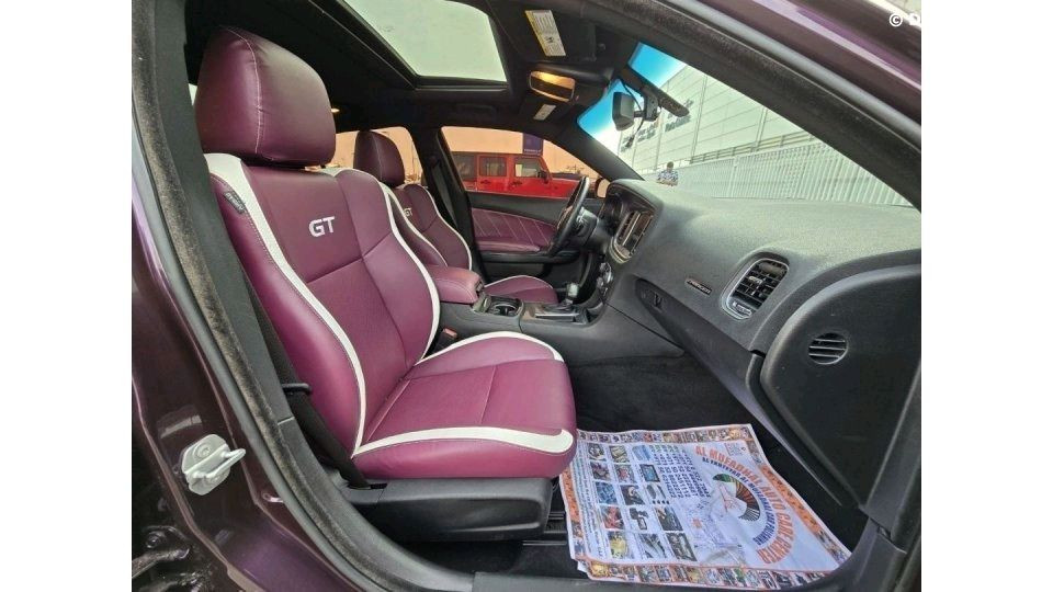 Dodge Charger - Image 17
