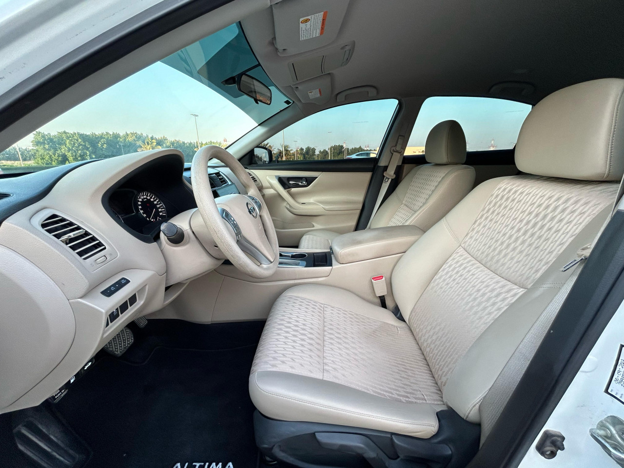 Nissan Altima - Image 16