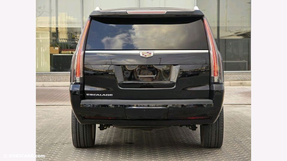 Cadillac Escalade - Image 3