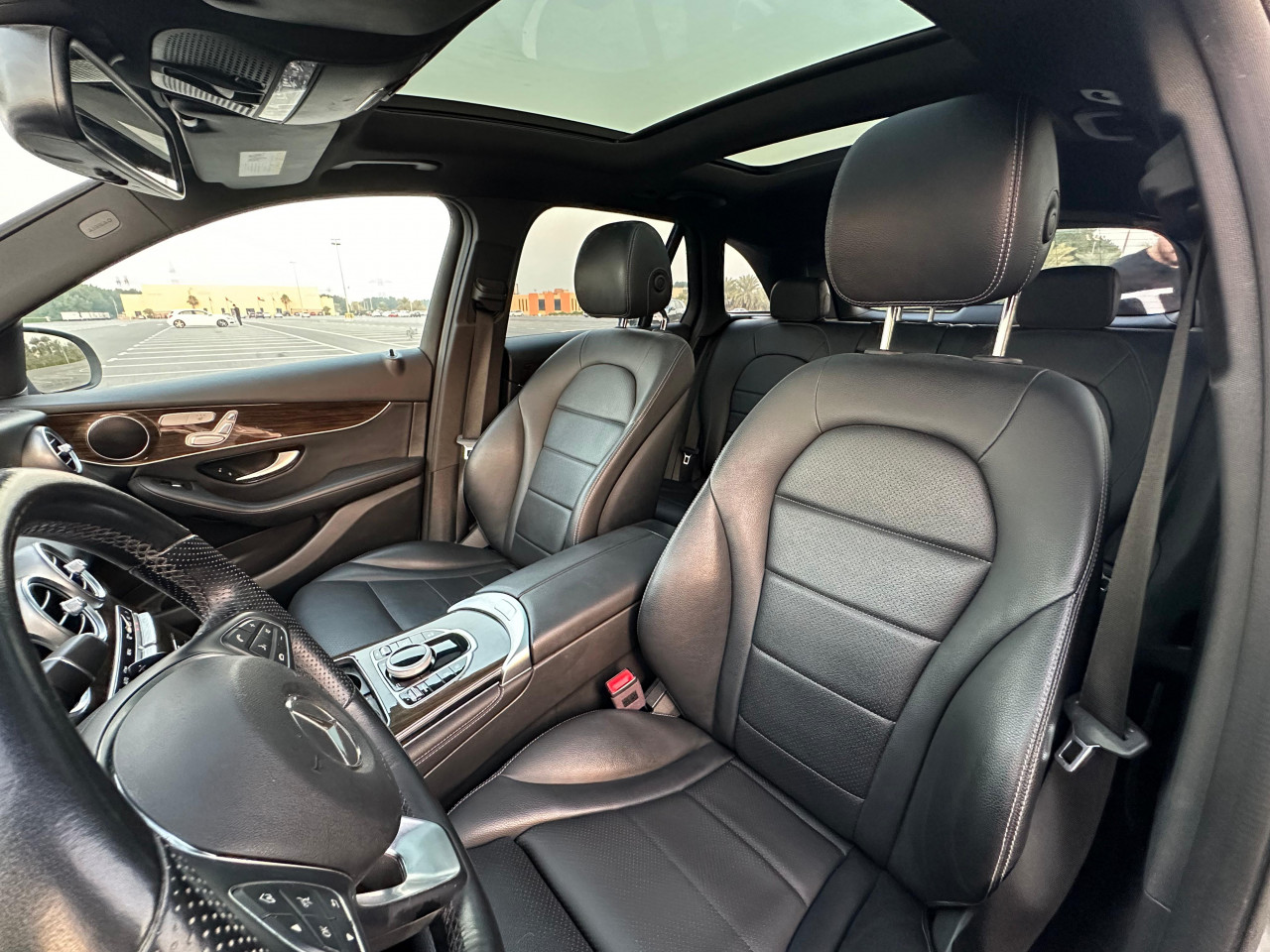 Mercedes Benz GLC - Image 4