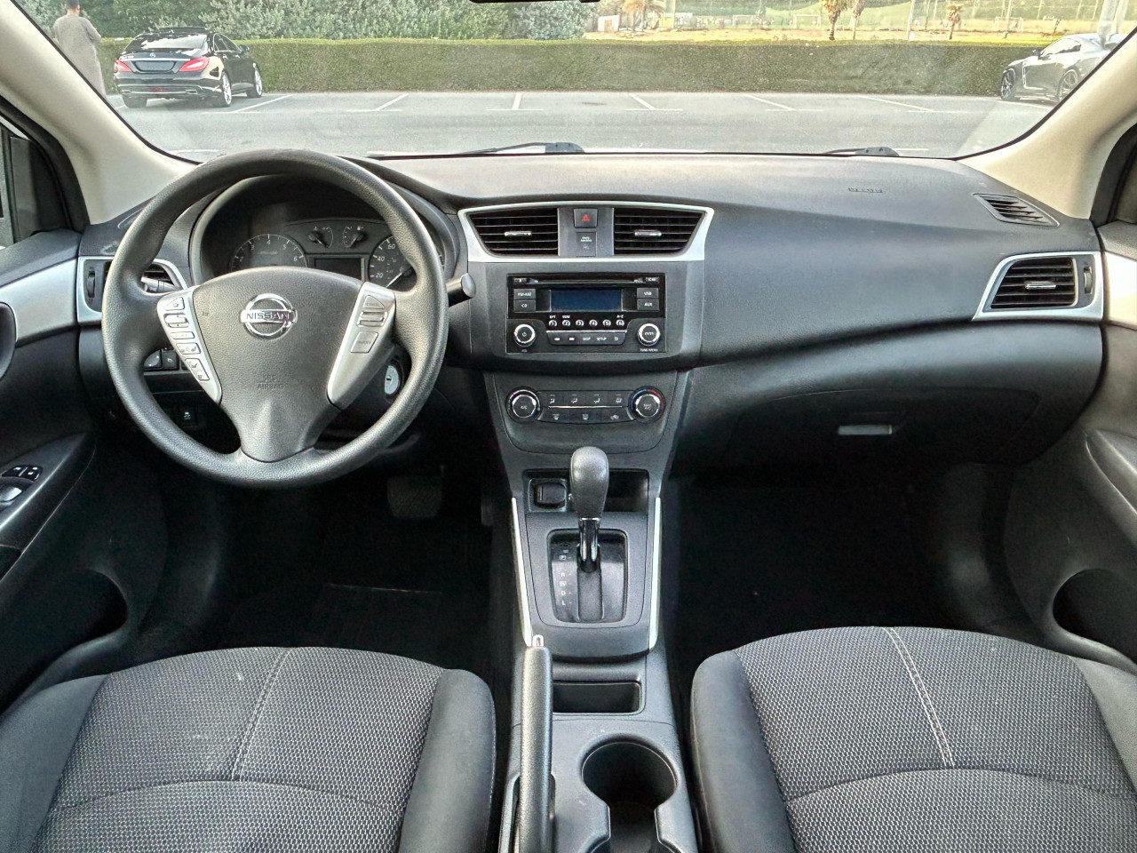 Nissan Sentra - Image 11