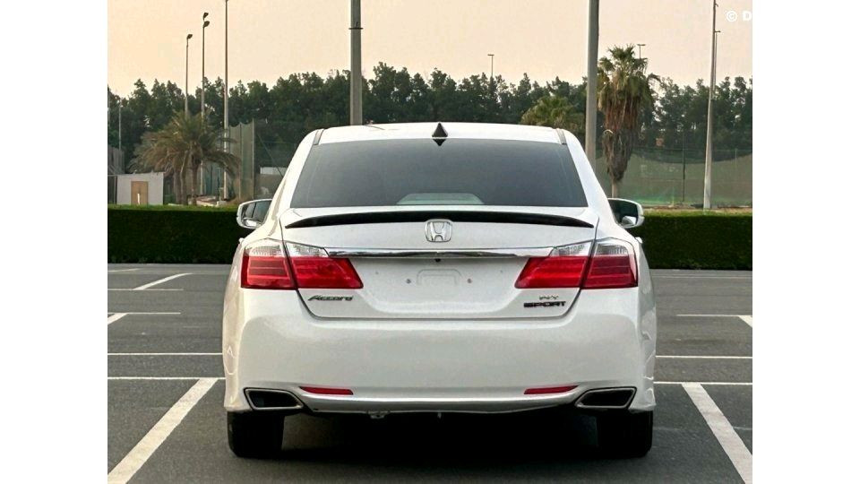 Honda Accord - Image 11