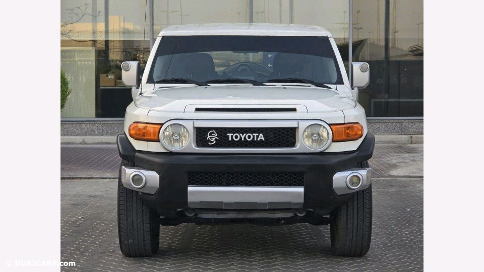 Toyota FJ Cruiser - Image 7