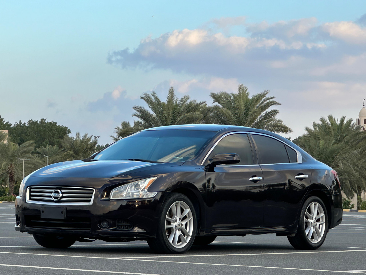 Nissan Maxima - Image 4