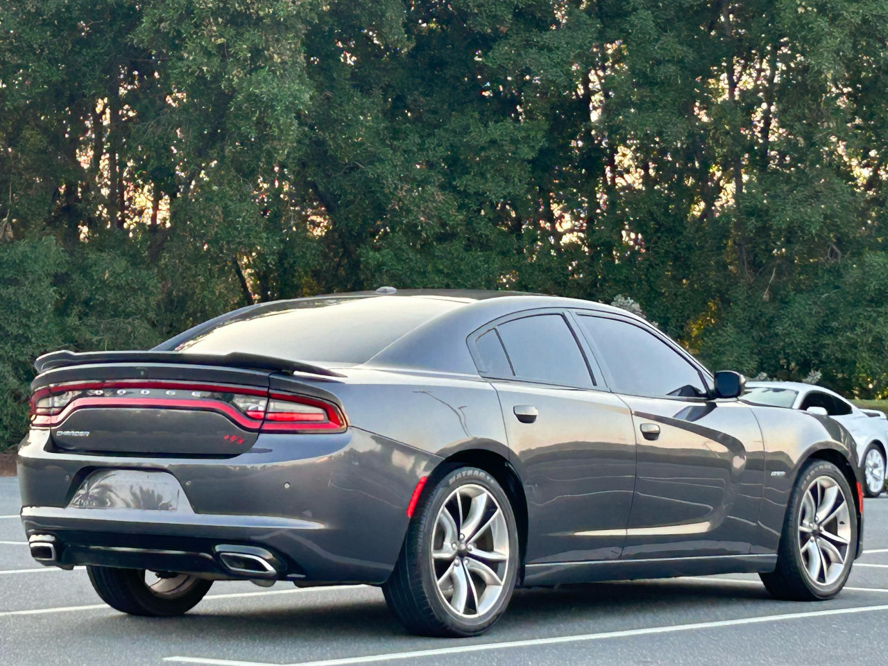 Dodge Charger - Image 5