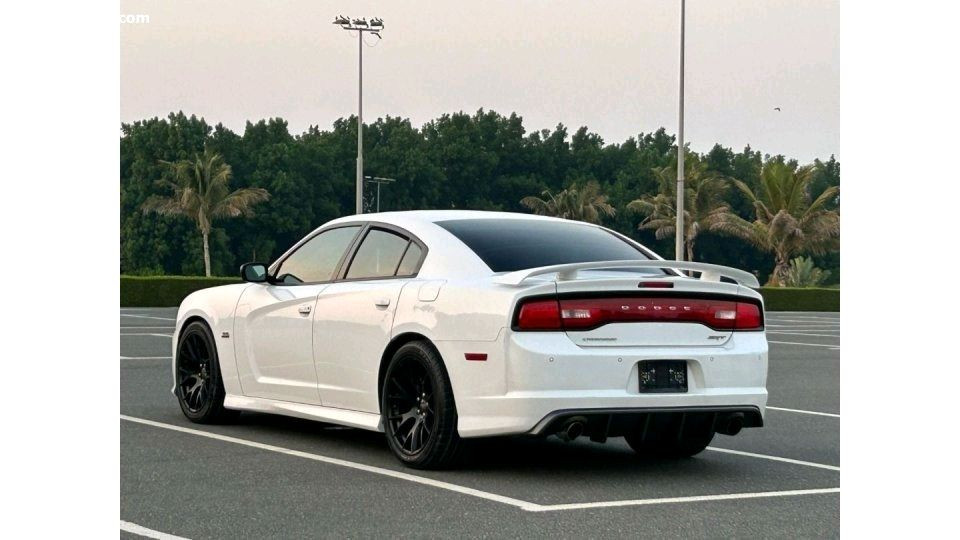 Dodge Charger - Image 2