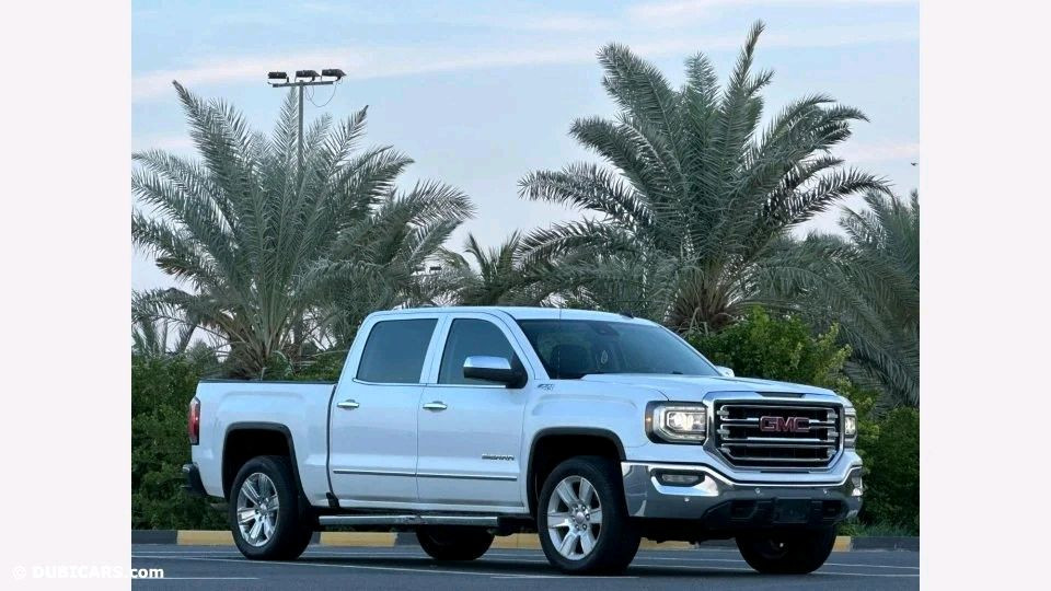 GMC Sierra - Image 6