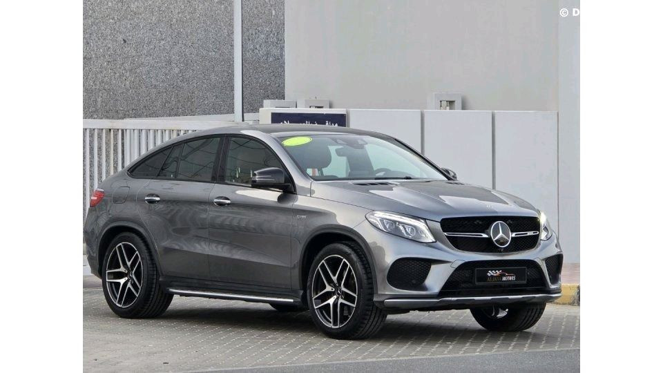 Mercedes Benz GLE SUV - Image 11