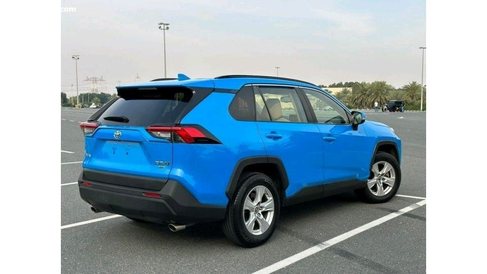 Toyota Rav 4 - Image 10