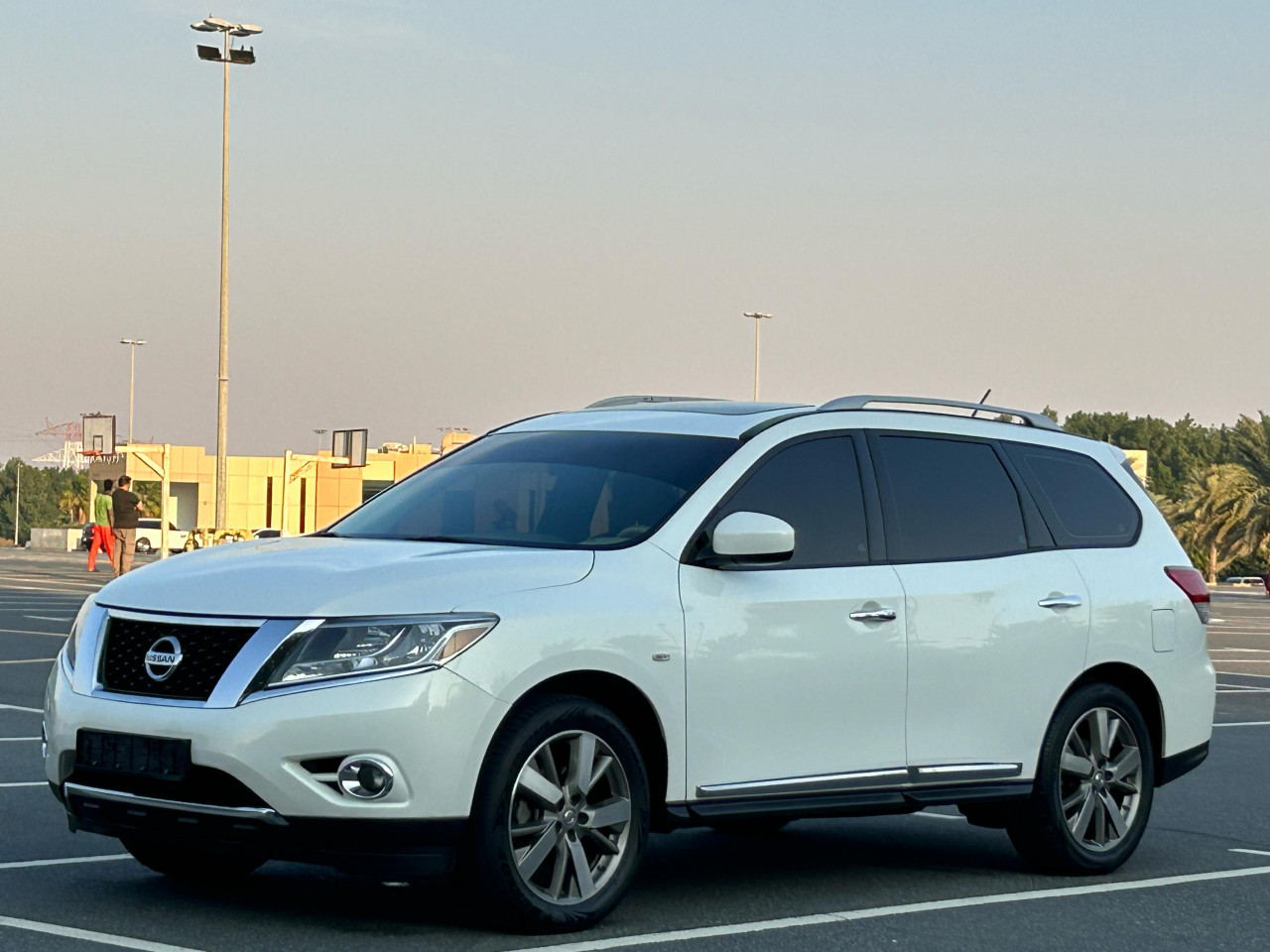 Nissan Pathfinder - Image 10