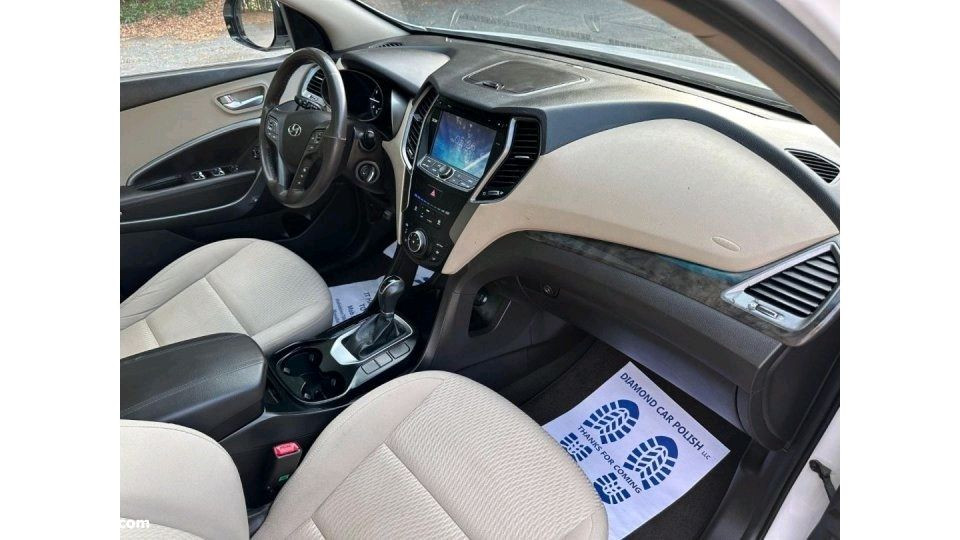 Hyundai Santa Fe - Image 4