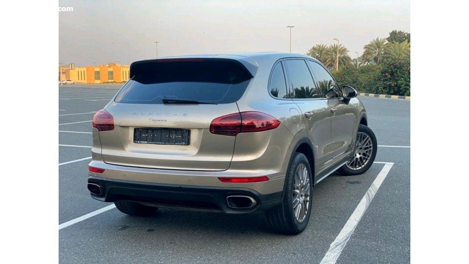 Porsche Cayenne - Image 8