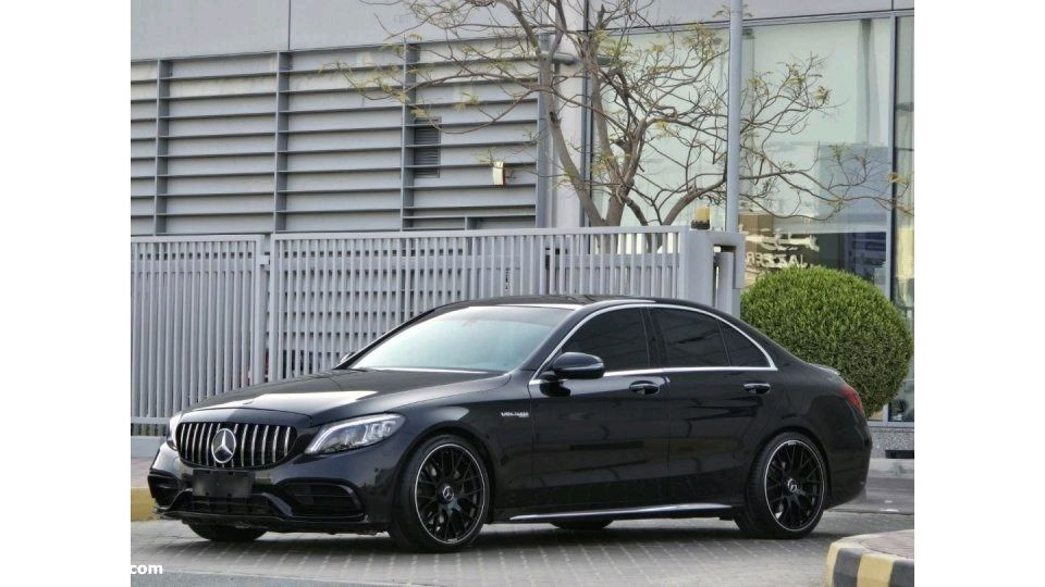 Mercedes Benz C-Class - Image 10