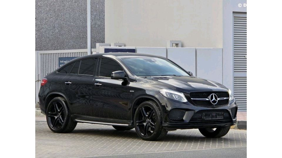 Mercedes Benz GLE SUV - Image 3