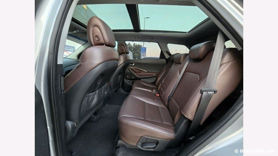 Hyundai Santa Fe - Image 9