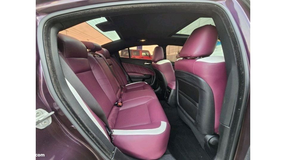 Dodge Charger - Image 3