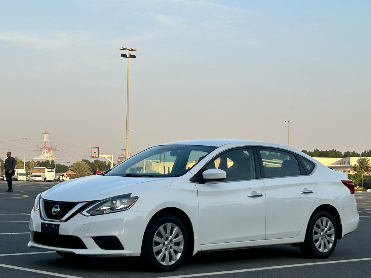 Nissan Sentra - Image 4