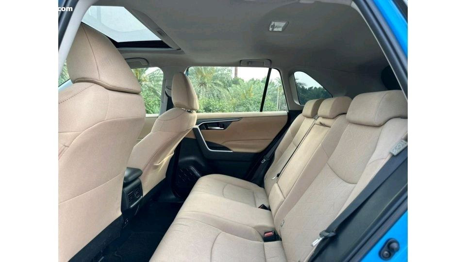 Toyota Rav 4 - Image 5